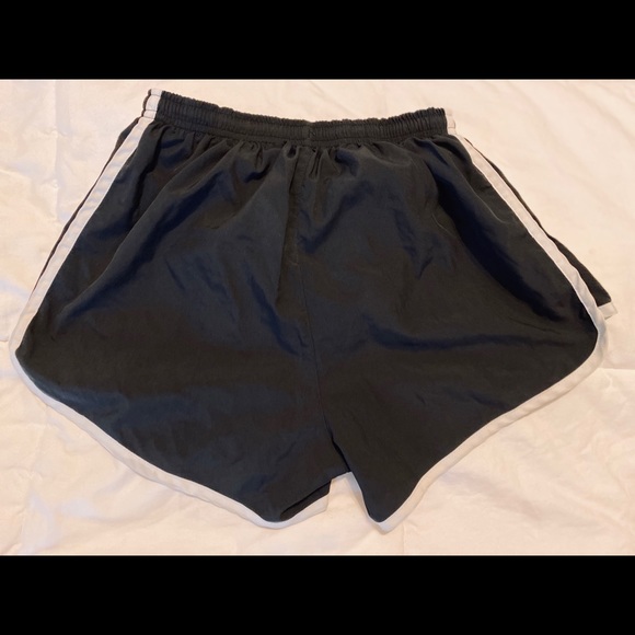 Nike track shorts - Picture 3 of 4